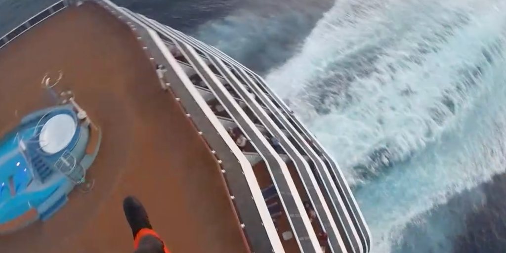 VIDEO: Coast Guard evacuates woman from cruise ship during tsunami threat off Washington